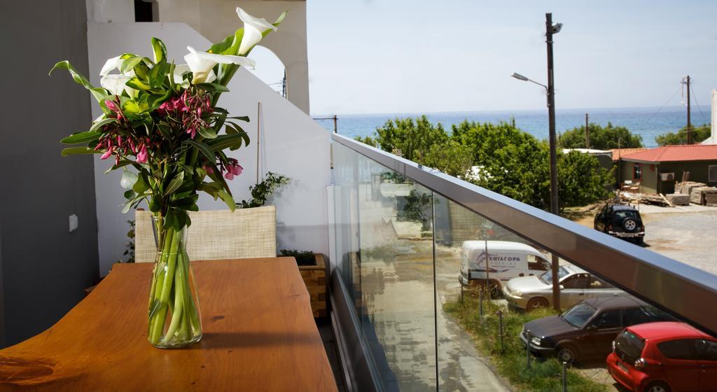 Beachside Apartment In Plakias Centre! エクステリア 写真